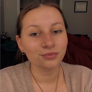 Meet your Posher, Jillian